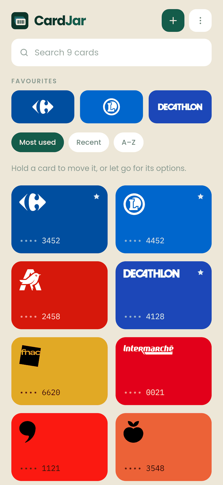 The CardJar jar screen: a grid of loyalty cards in each retailer's own colour, with Carrefour, E.Leclerc and Decathlon pinned as favourites